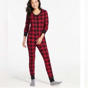 NWT L. L. Bean Women’s Plaid Red and Black Onesie PJs Size Small